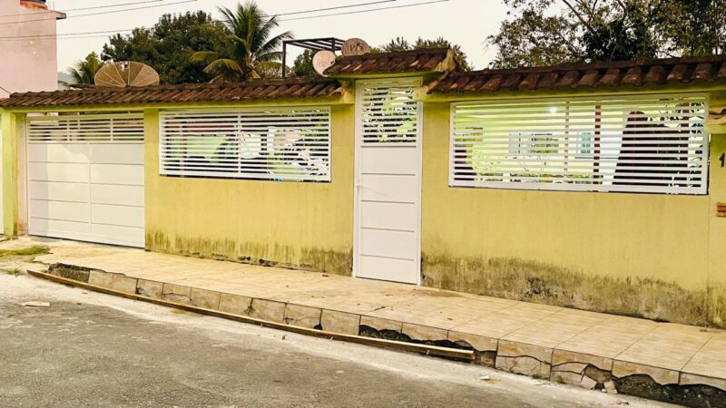 Portão instalado em na Verolme, Angra dos Reis-rj